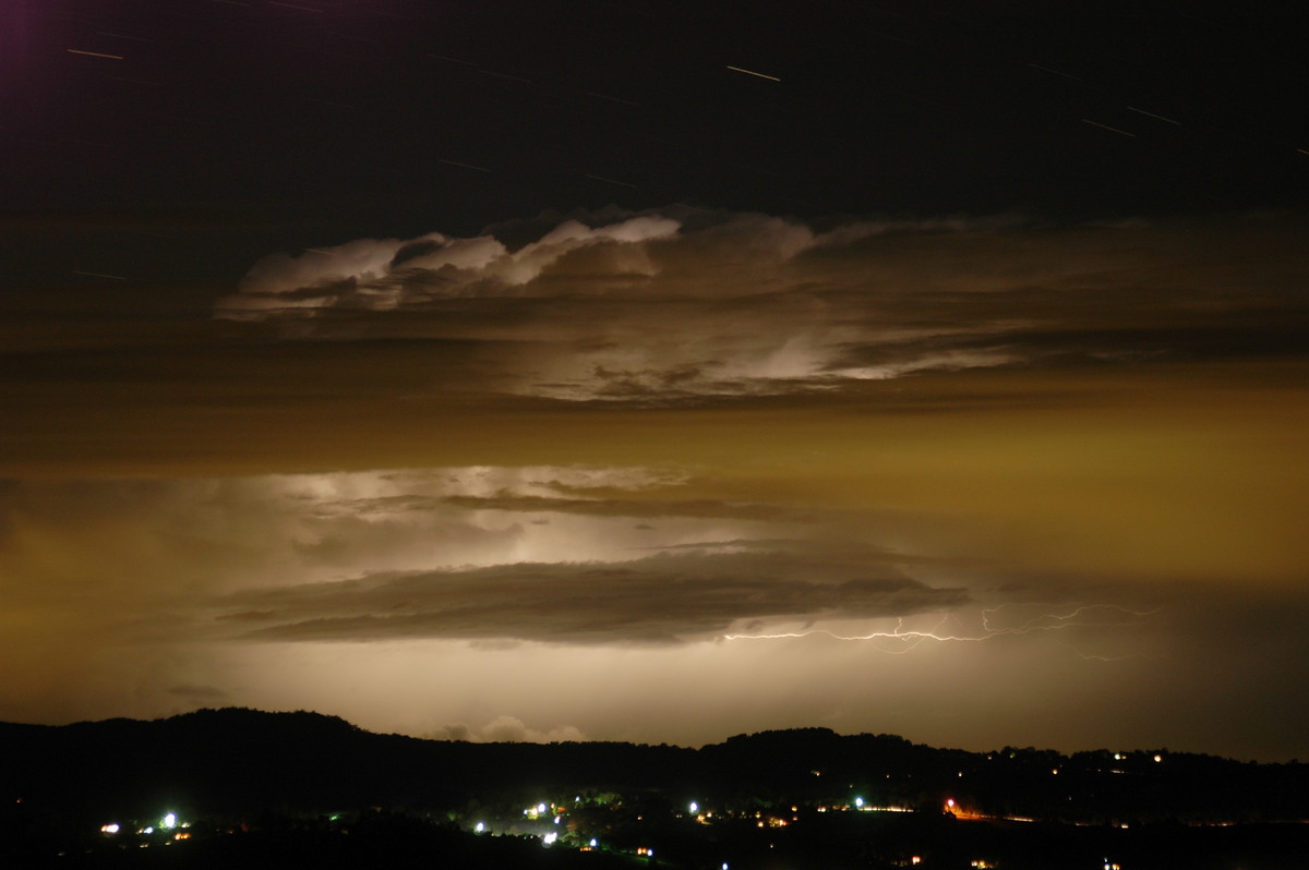 lightning lightning_bolts : McLeans Ridges, NSW   24 June 2006