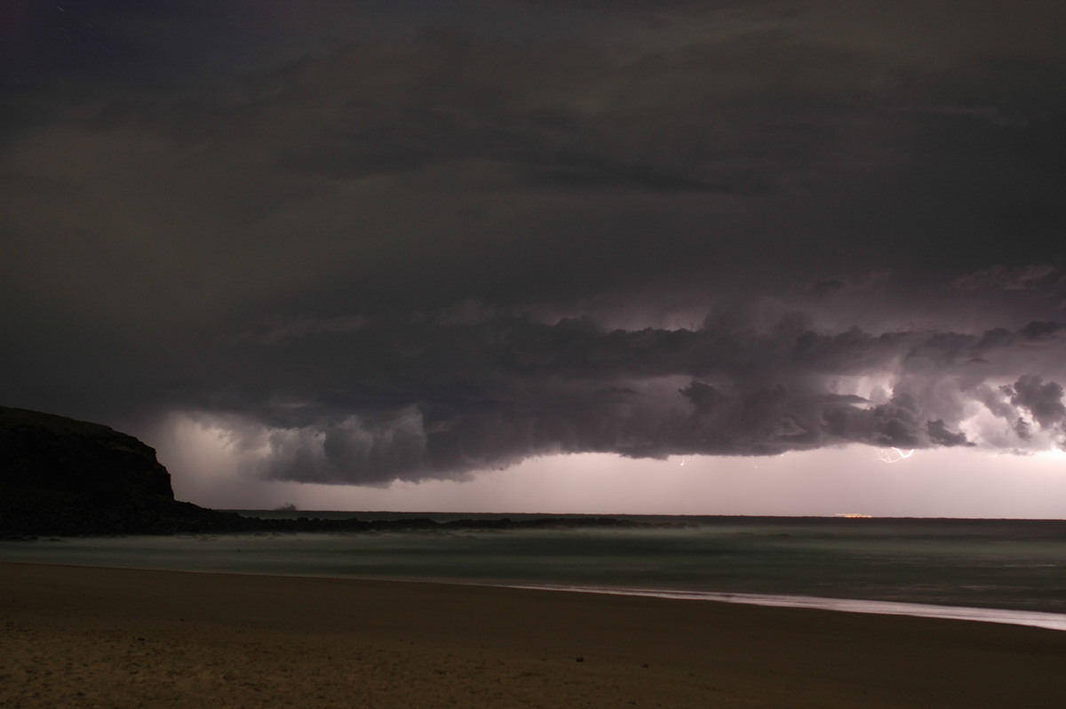 lightning lightning_bolts : Ballina, NSW   3 July 2006