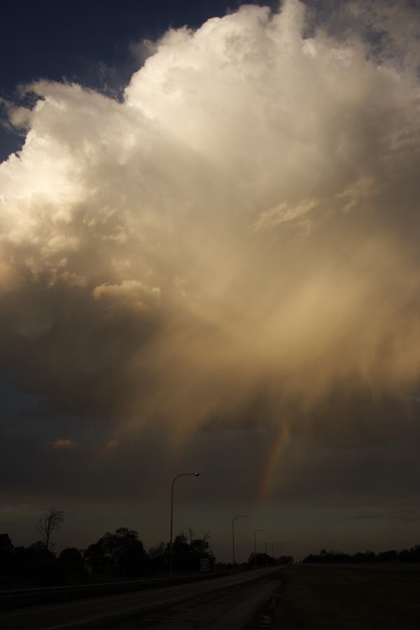 thunderstorm cumulonimbus_calvus : M5 freeway S of Campbelltown, NSW   31 October 2006