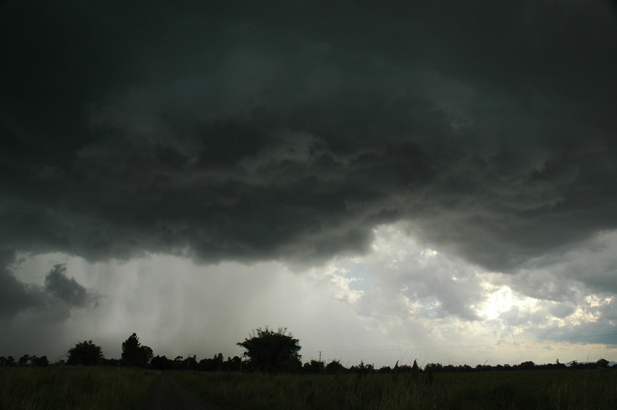 cumulonimbus thunderstorm_base : Casino, NSW   1 November 2006