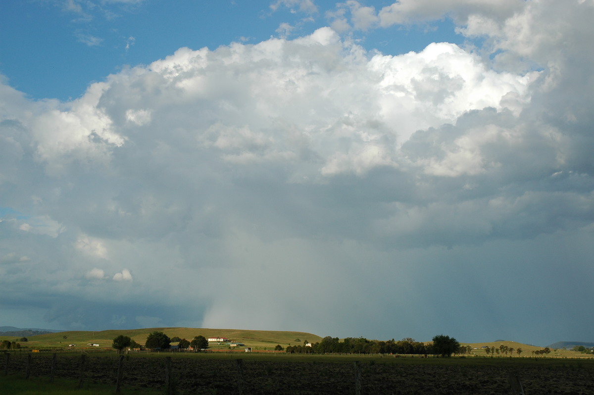 raincascade precipitation_cascade : N of Casino, NSW   1 November 2006