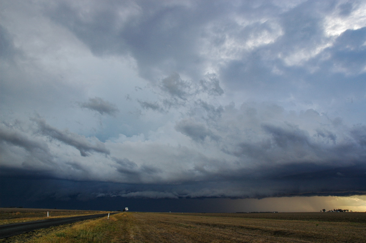 shelfcloud shelf_cloud : SE of Dalby, QLD   4 November 2006