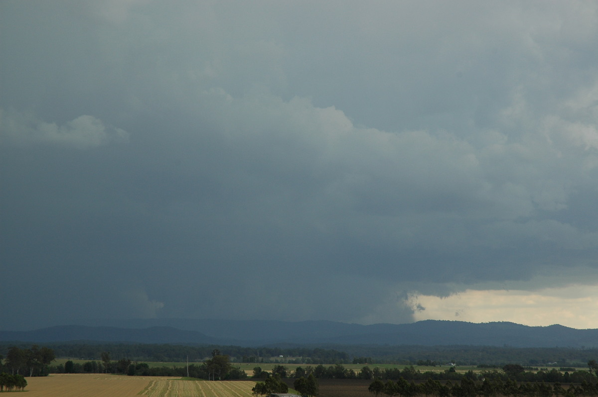 wallcloud thunderstorm_wall_cloud : N of Casino, NSW   8 November 2006