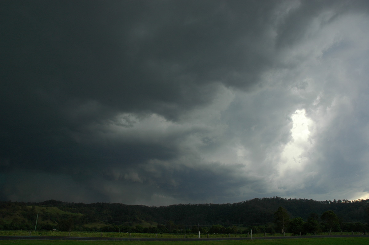 cumulonimbus thunderstorm_base : Wiangaree, NSW   8 November 2006