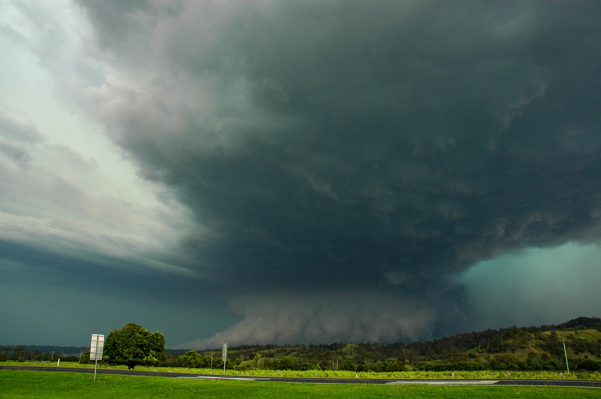 inflowband thunderstorm_inflow_band : Wiangaree, NSW   8 November 2006