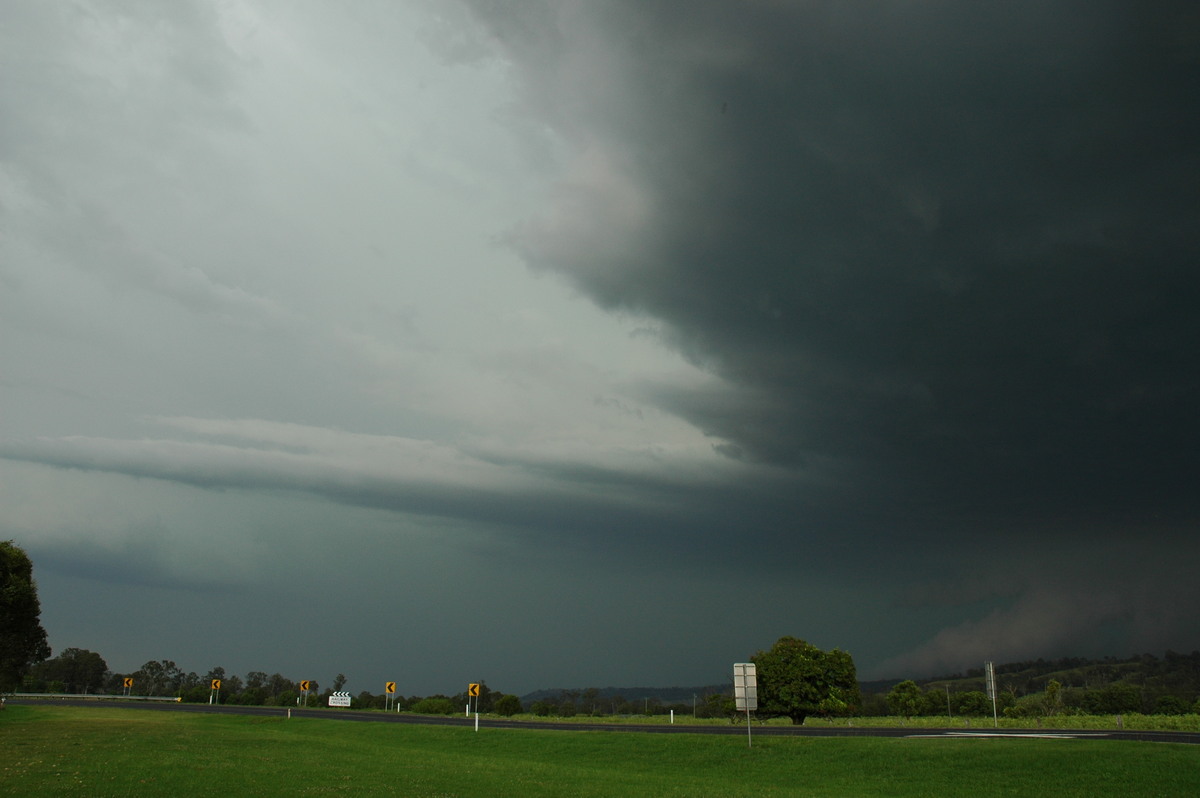 inflowband thunderstorm_inflow_band : Wiangaree, NSW   8 November 2006