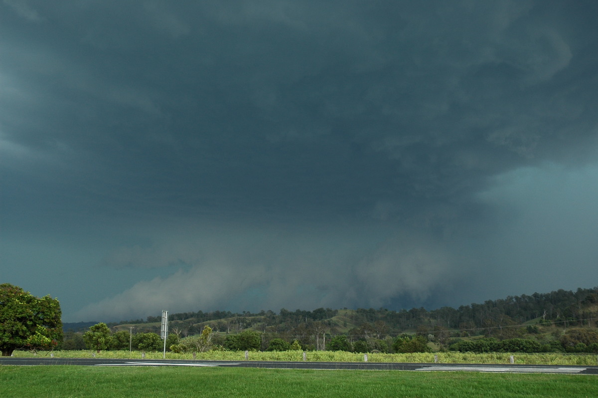 wallcloud thunderstorm_wall_cloud : Wiangaree, NSW   8 November 2006