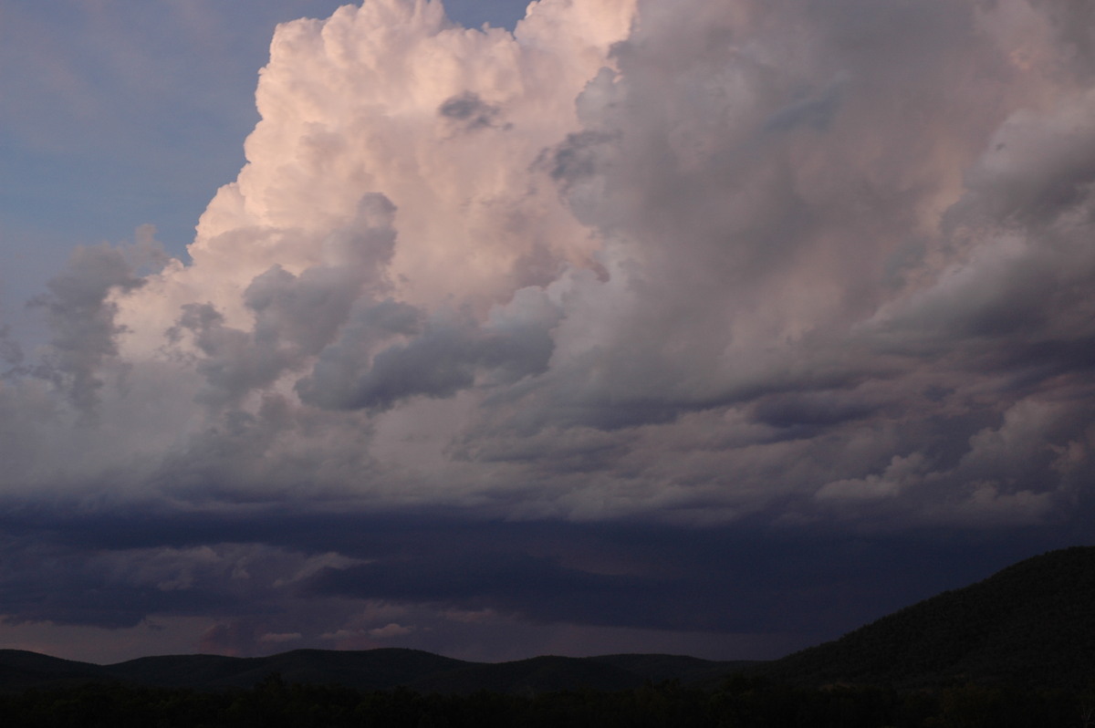 thunderstorm cumulonimbus_calvus : W of Tenterfield, NSW   8 November 2006