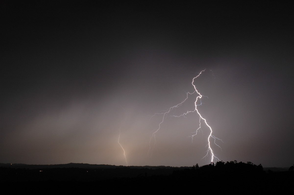 lightning lightning_bolts : McLeans Ridges, NSW   13 November 2006