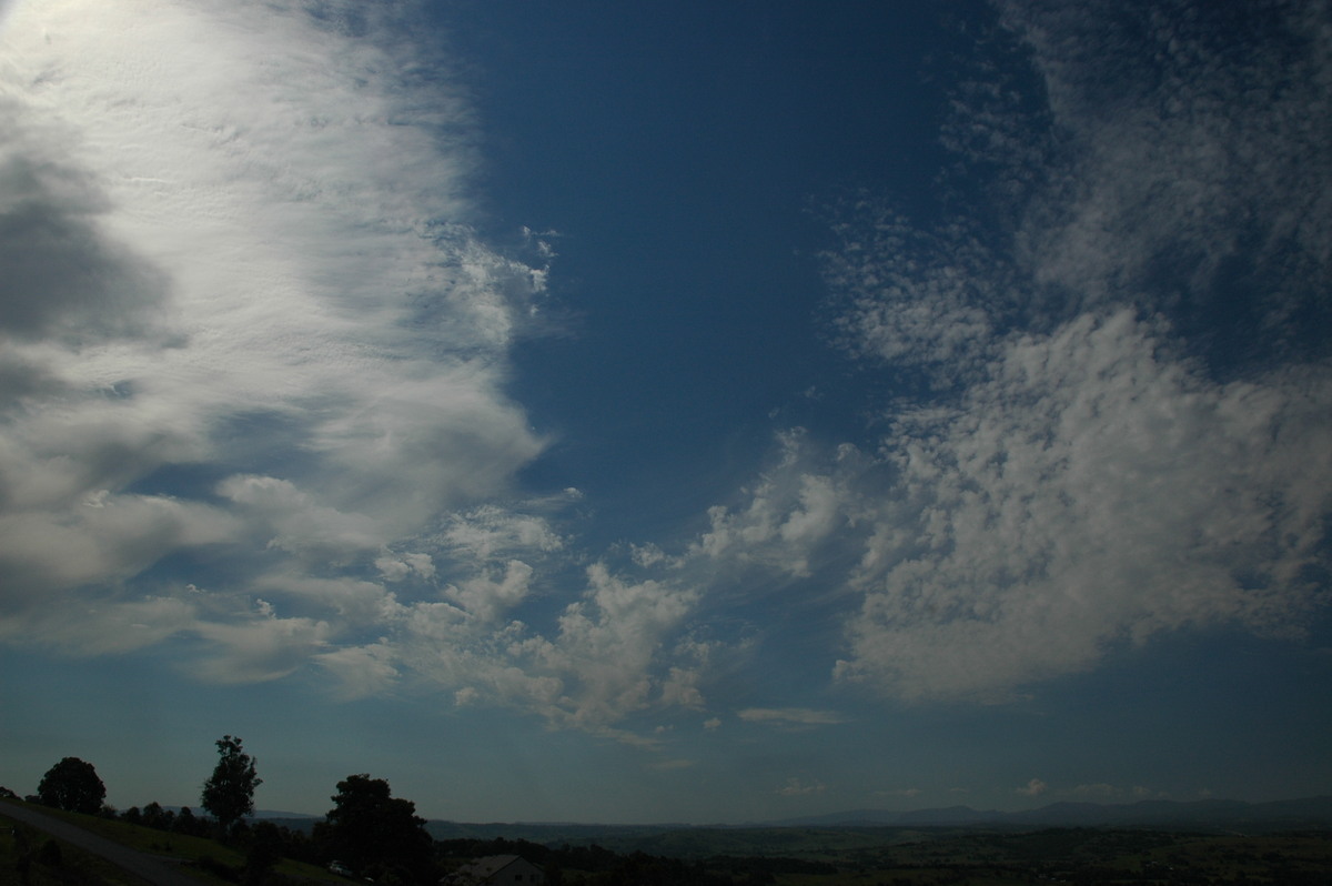 cirrus cirrus_cloud : McLeans Ridges, NSW   22 November 2006