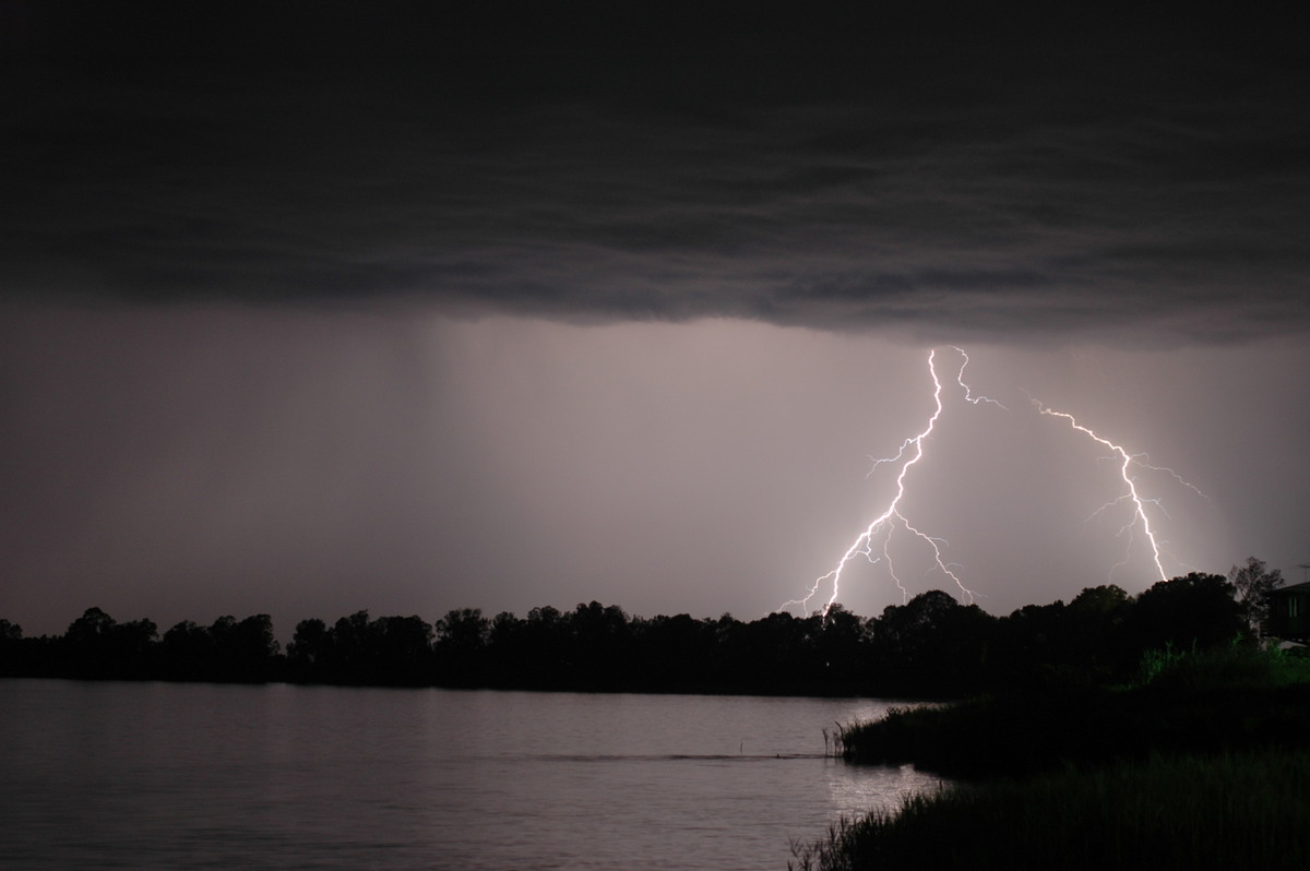 lightning lightning_bolts : Lawrence, NSW   28 November 2006