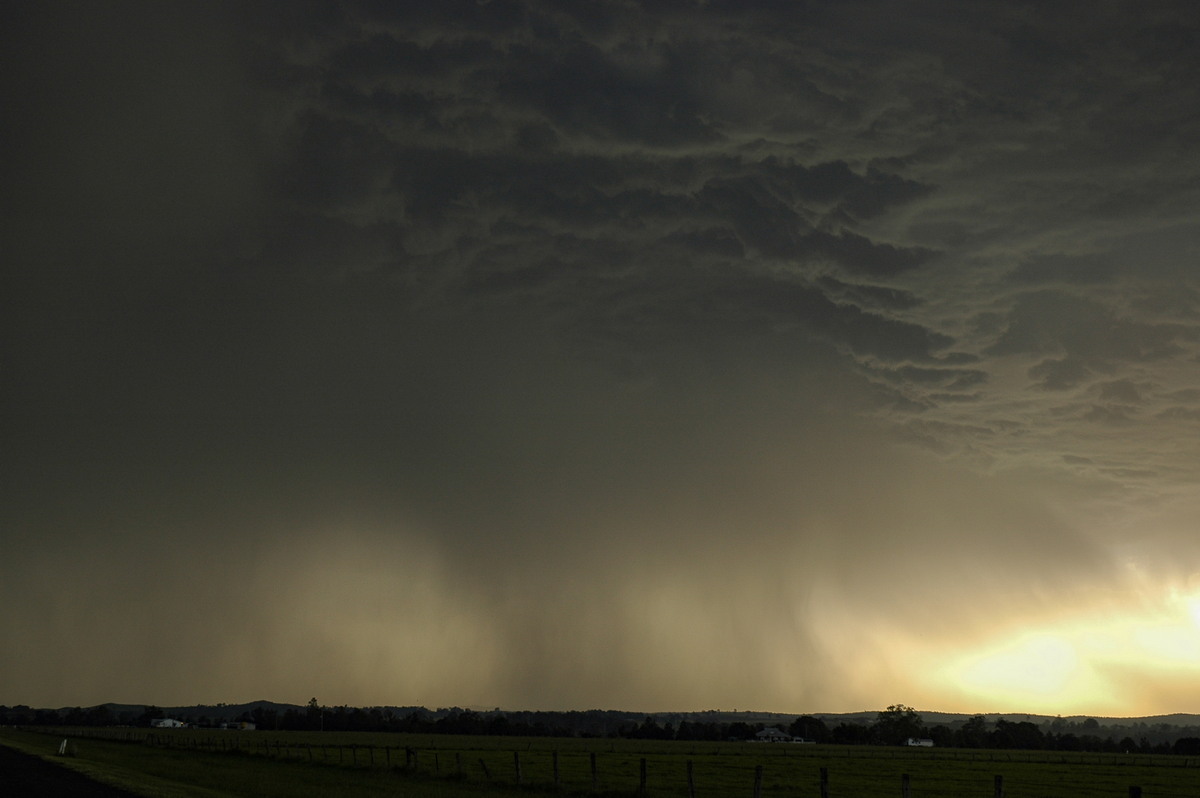 cumulonimbus thunderstorm_base : N of Casino, NSW   29 November 2006