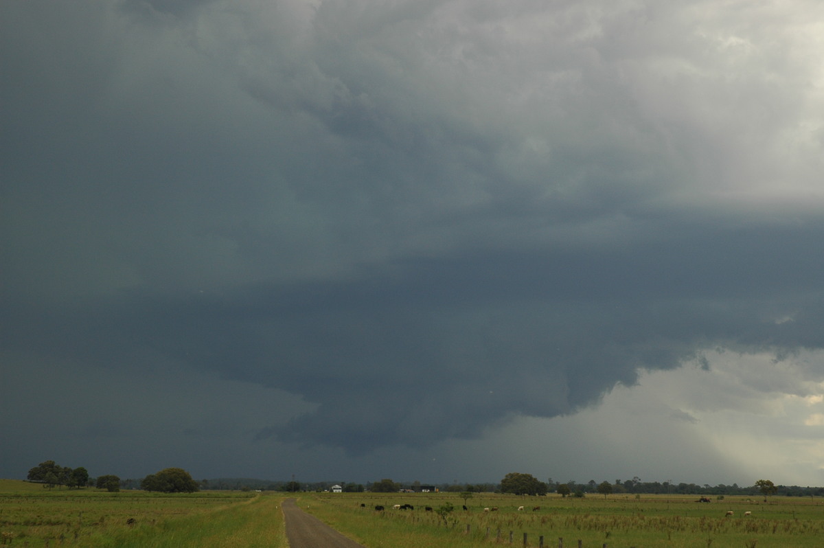 wallcloud thunderstorm_wall_cloud : McKees Hill, NSW   14 December 2006