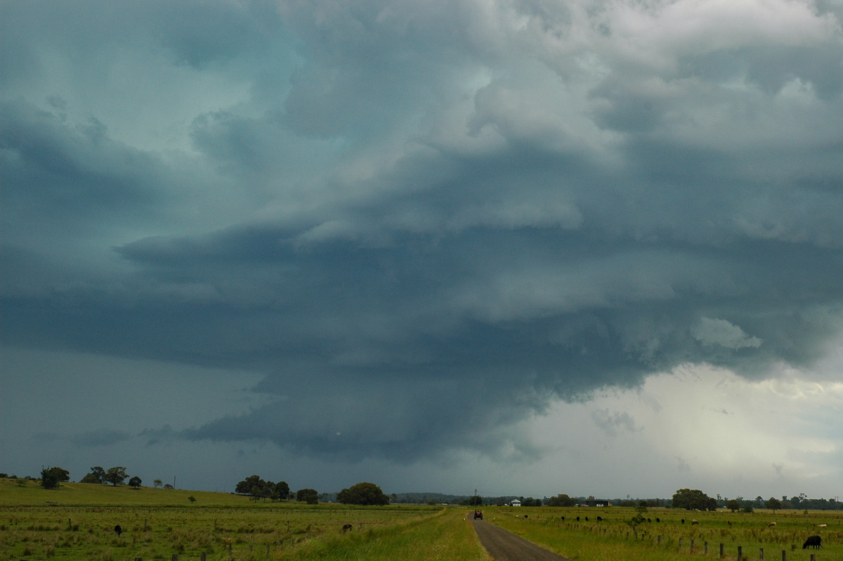 wallcloud thunderstorm_wall_cloud : McKees Hill, NSW   14 December 2006