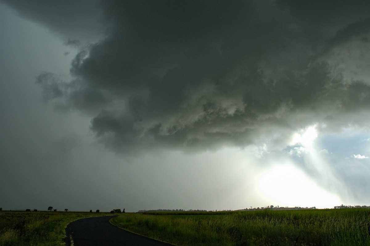 wallcloud thunderstorm_wall_cloud : McKees Hill, NSW   14 December 2006