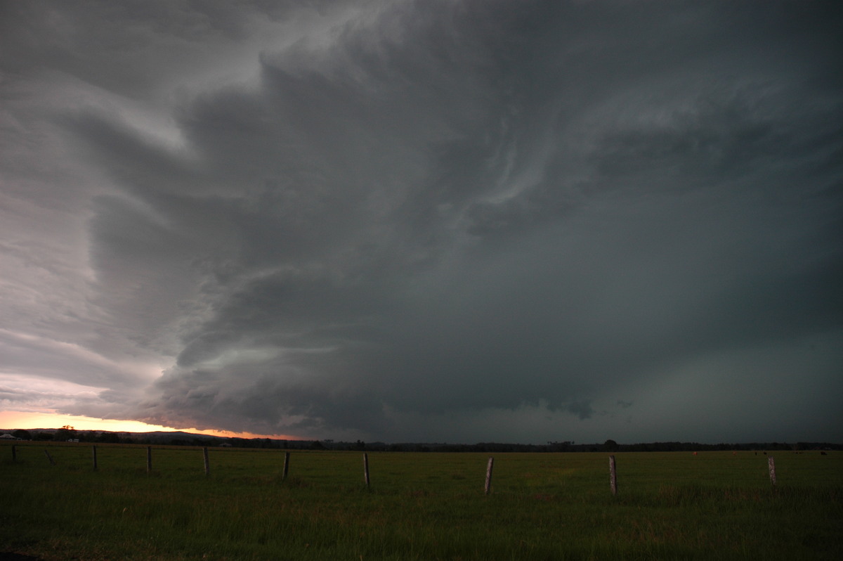 shelfcloud shelf_cloud : N of Casino, NSW   15 December 2006