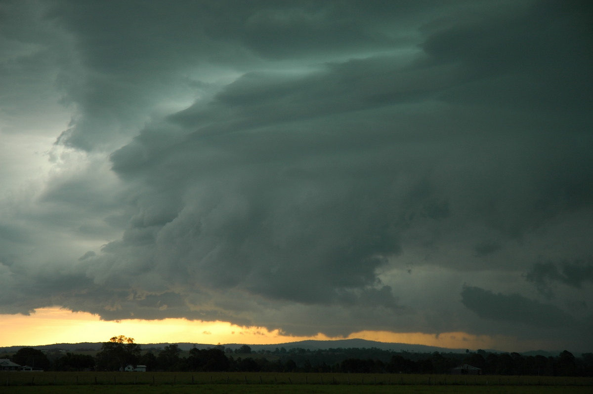 shelfcloud shelf_cloud : N of Casino, NSW   15 December 2006