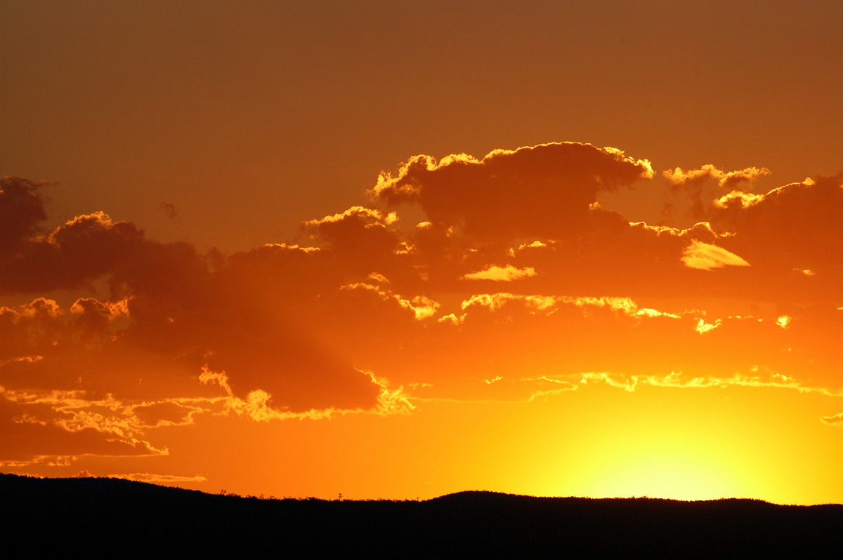 cumulus humilis : near Texas, QLD   16 December 2006