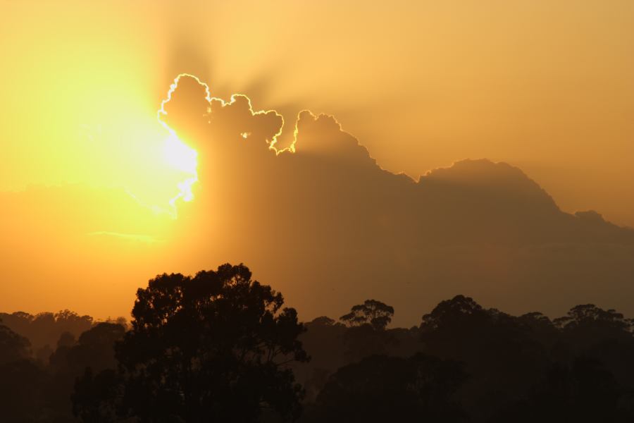 halosundog halo_sundog_crepuscular_rays : Schofields, NSW   28 December 2006