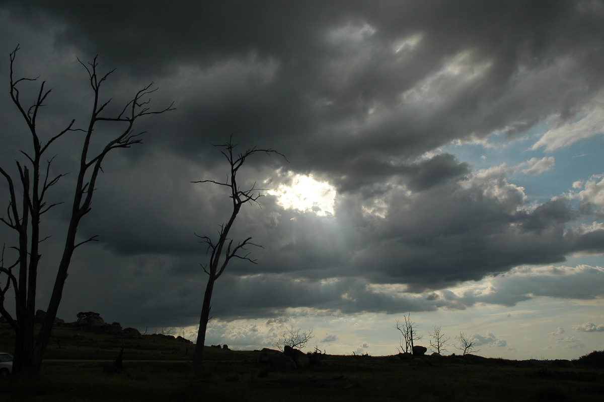 halosundog halo_sundog_crepuscular_rays : Tenterfield, NSW   12 January 2007