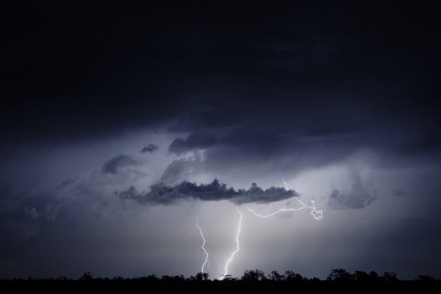 lightning lightning_bolts : Millmerran, QLD   13 January 2007