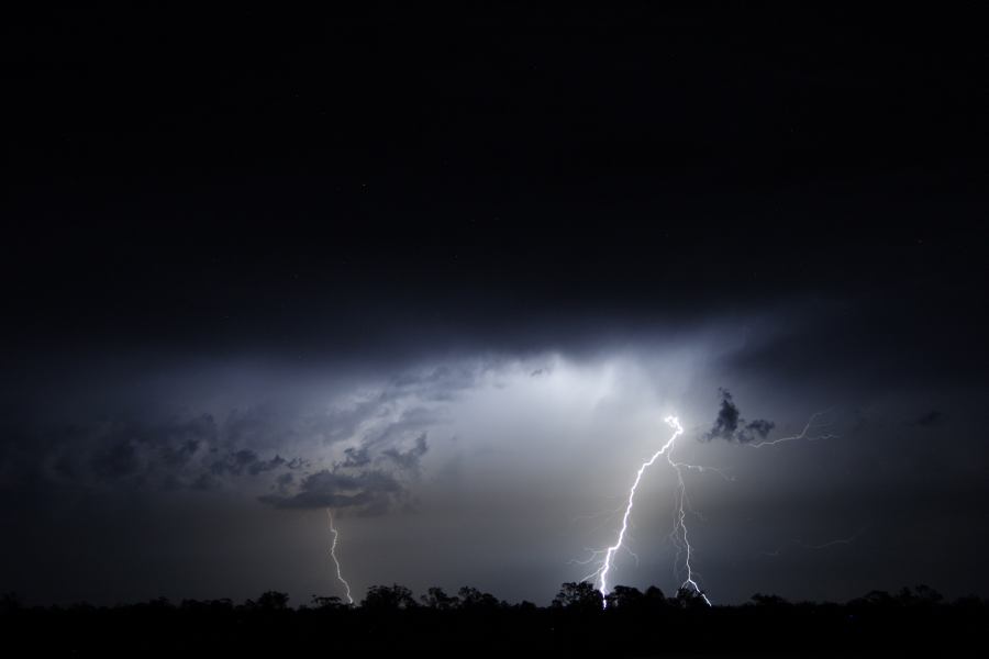 lightning lightning_bolts : Millmerran, QLD   13 January 2007