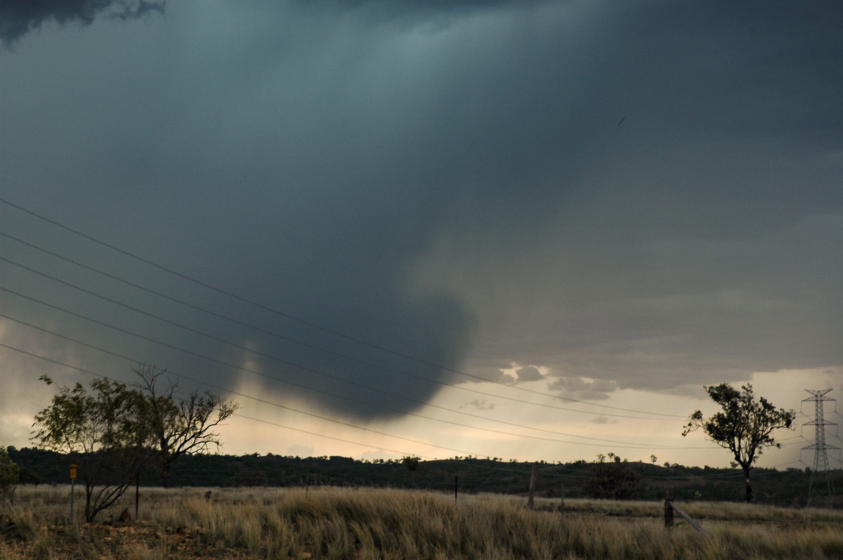 microburst micro_burst : near Bonshaw, NSW   13 January 2007