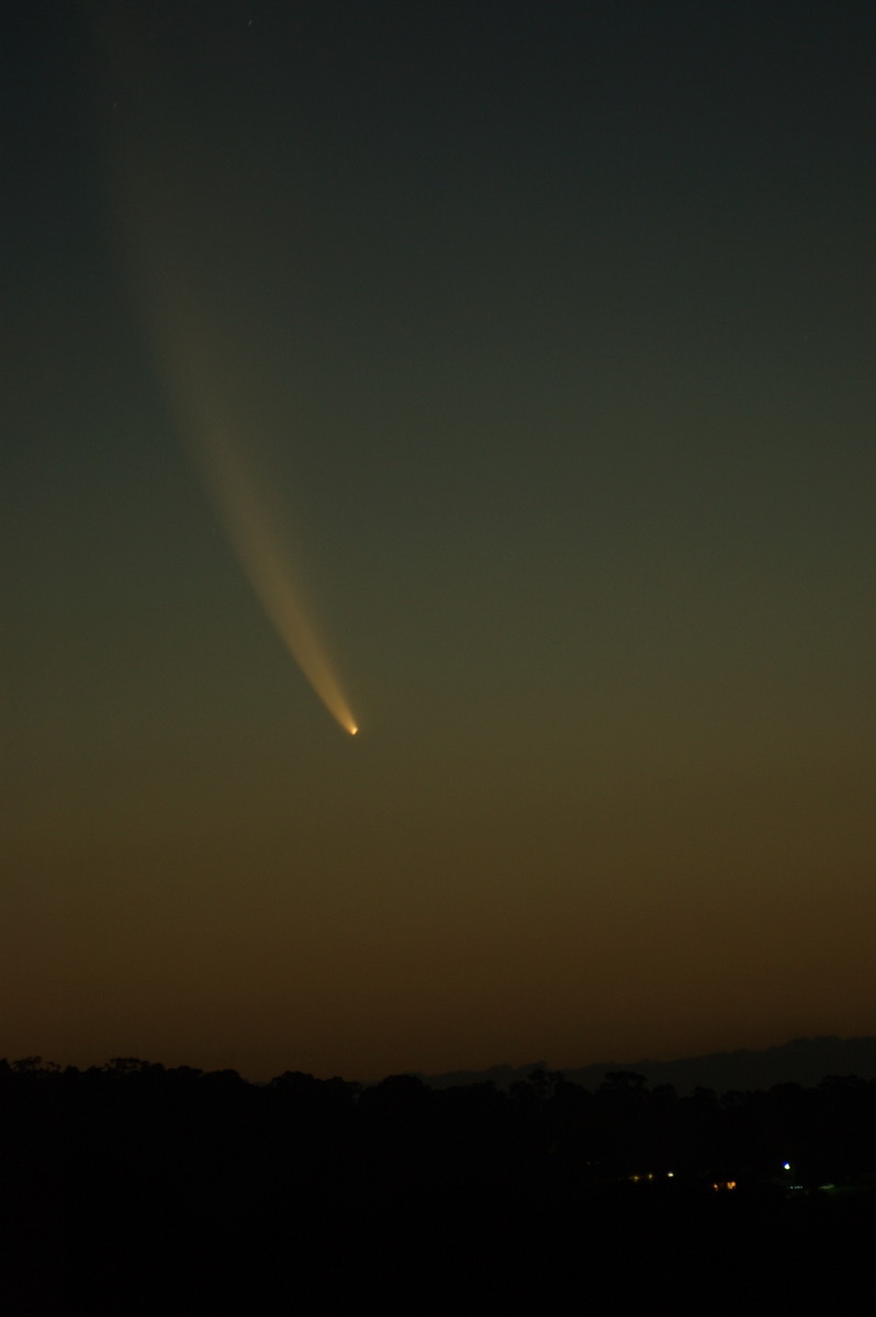 sunset sunset_pictures : Comet McNaught from McLeans Ridges   19 January 2007