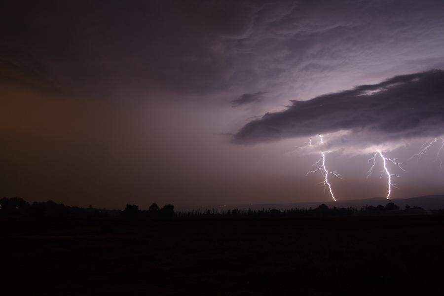 lightning lightning_bolts : near Yurramundi, NSW   23 January 2007