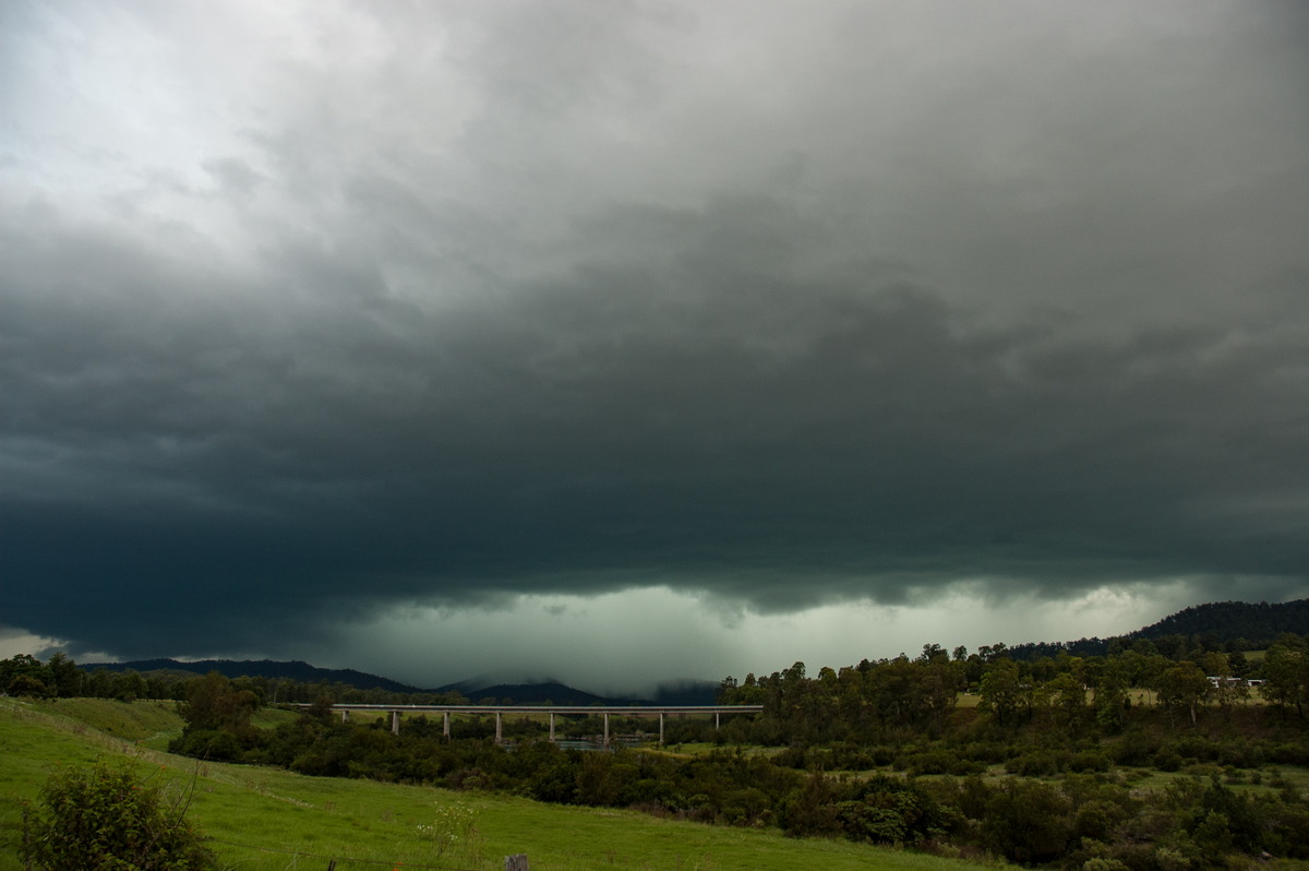 cumulonimbus thunderstorm_base : Jackadgery, NSW   26 January 2007