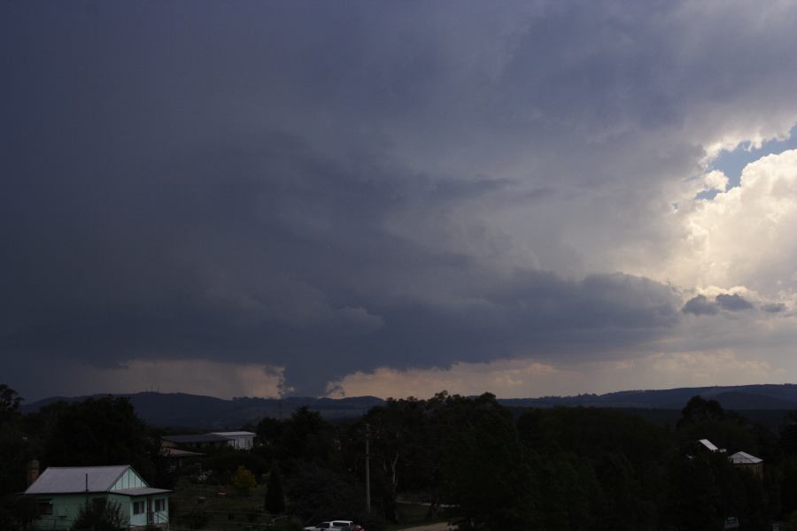 wallcloud thunderstorm_wall_cloud : near Lithgow, NSW   7 February 2007