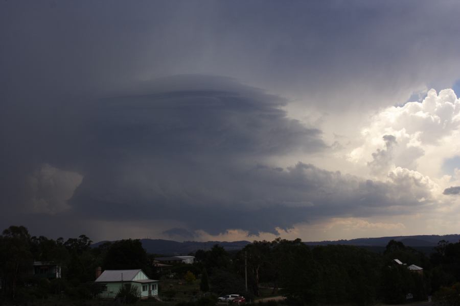 cumulonimbus supercell_thunderstorm : near Lithgow, NSW   7 February 2007