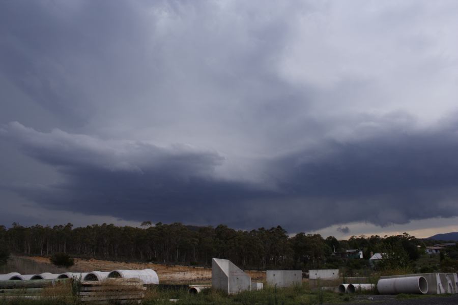 cumulonimbus supercell_thunderstorm : near Lithgow, NSW   7 February 2007