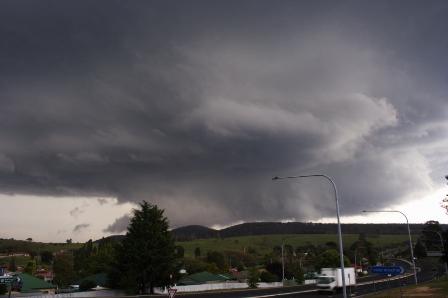 cumulonimbus supercell_thunderstorm : Lithgow, NSW   7 February 2007