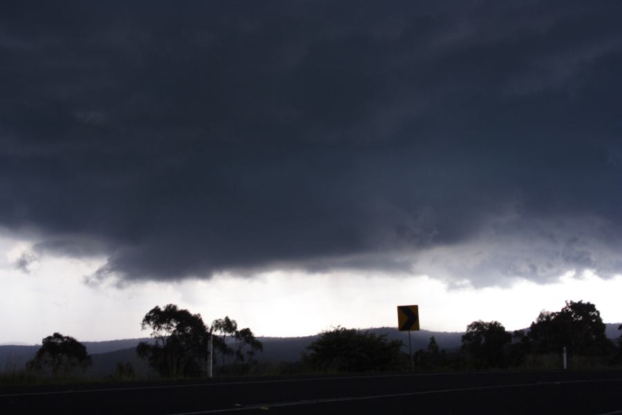 cumulonimbus thunderstorm_base : Lithgow, NSW   7 February 2007