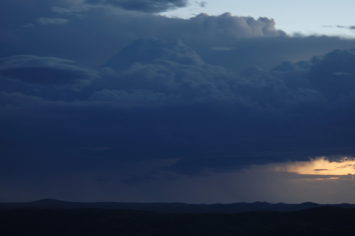 thunderstorm cumulonimbus_calvus : W of Tenterfield, NSW   10 February 2007