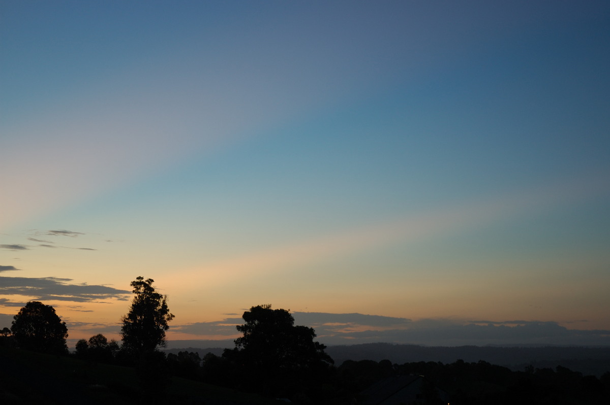 halosundog halo_sundog_crepuscular_rays : McLeans Ridges, NSW   23 February 2007