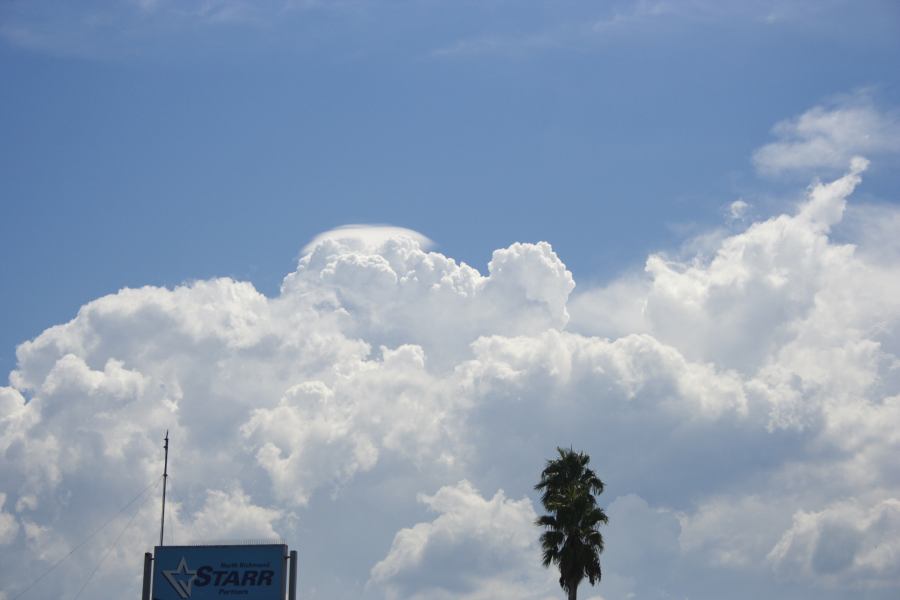 pileus pileus_cap_cloud : Richmond, NSW   24 February 2007