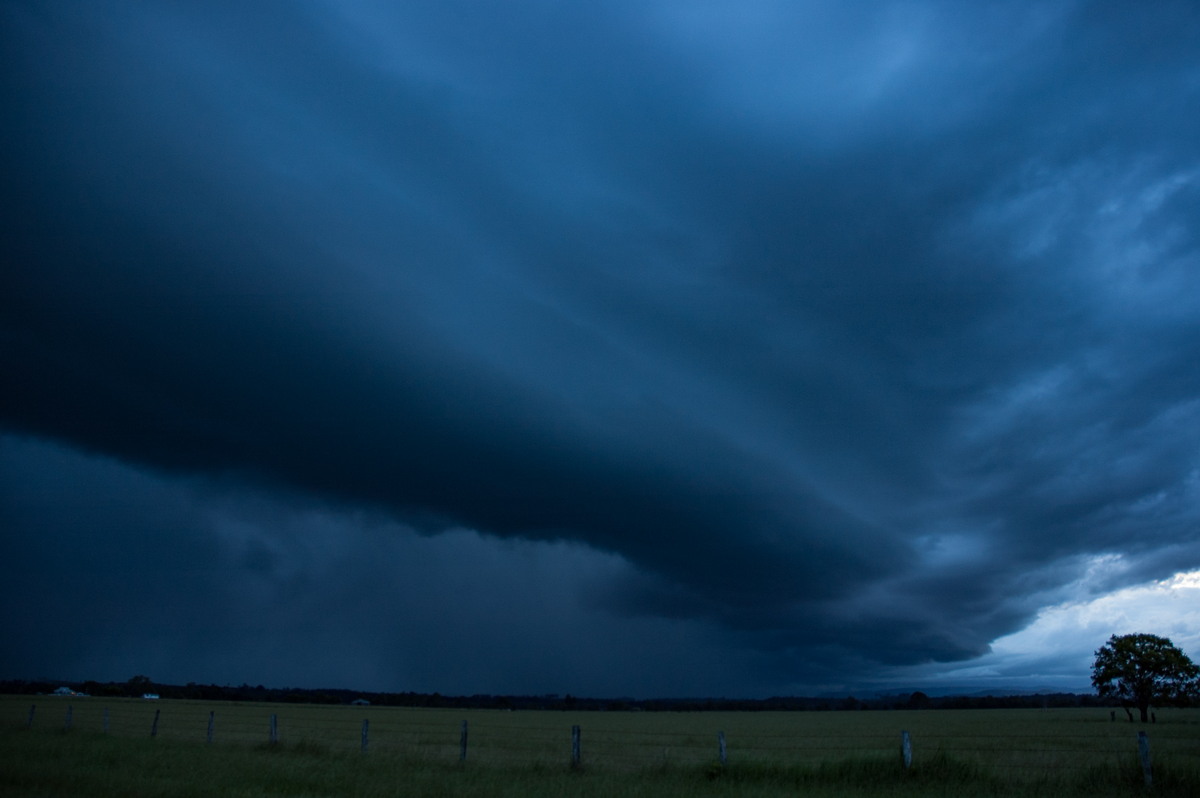 shelfcloud shelf_cloud : N of Casino, NSW   5 March 2007