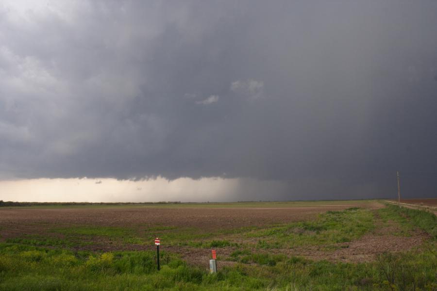 wallcloud thunderstorm_wall_cloud : SW of Seymour, Texas, USA   13 April 2007