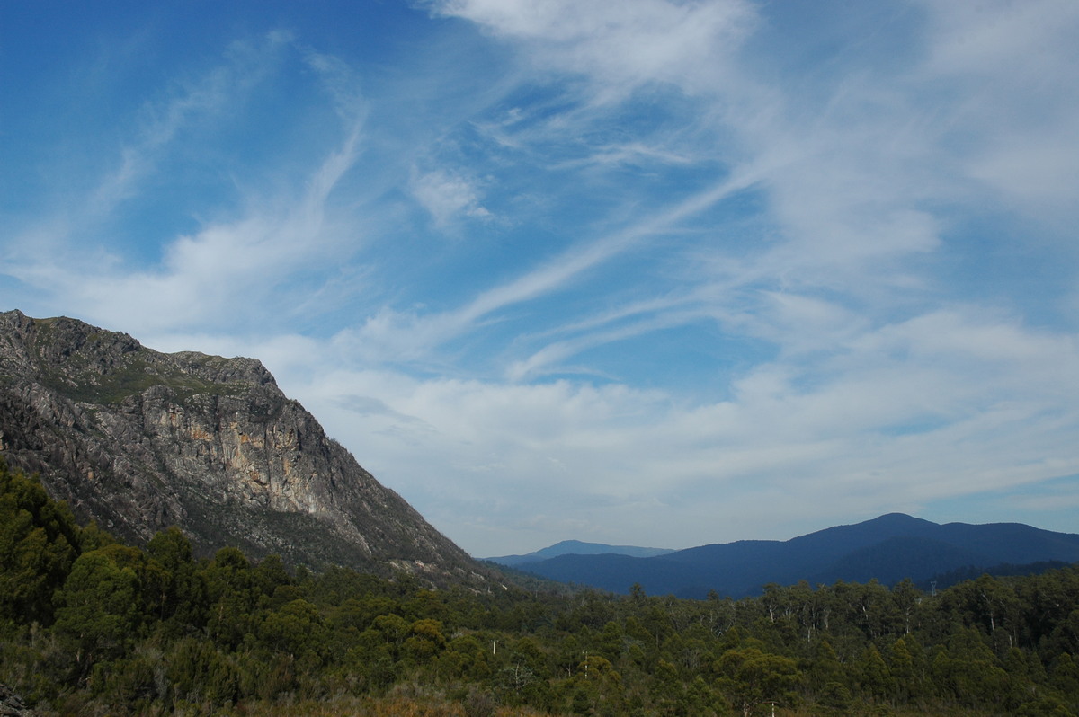 cirrus cirrus_cloud : near Cradle Mountain, TAS   14 April 2007