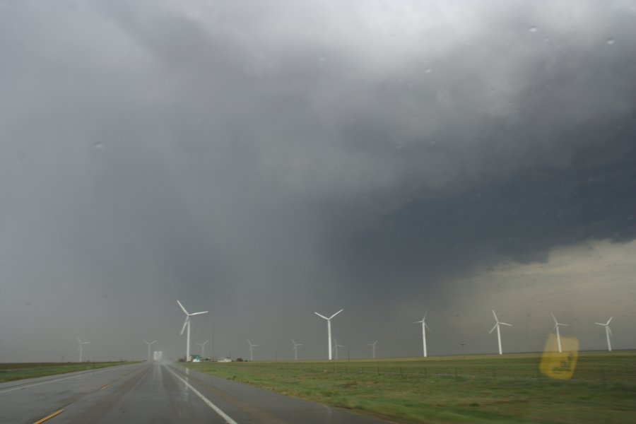 raincascade precipitation_cascade : N of Springfield, Colorado, USA   21 April 2007