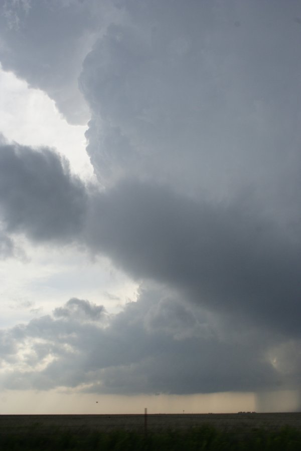 inflowband thunderstorm_inflow_band : S of White Deer, Texas, USA   23 April 2007