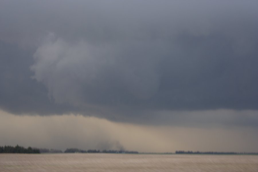 wallcloud thunderstorm_wall_cloud : Nickerson, Kansas, USA   24 April 2007