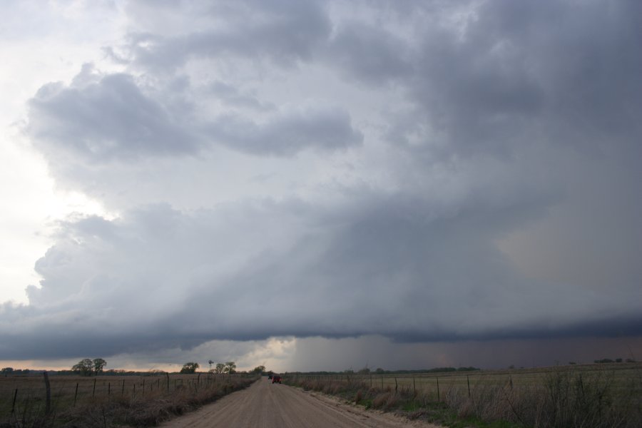 raincascade precipitation_cascade : Nickerson, Kansas, USA   24 April 2007