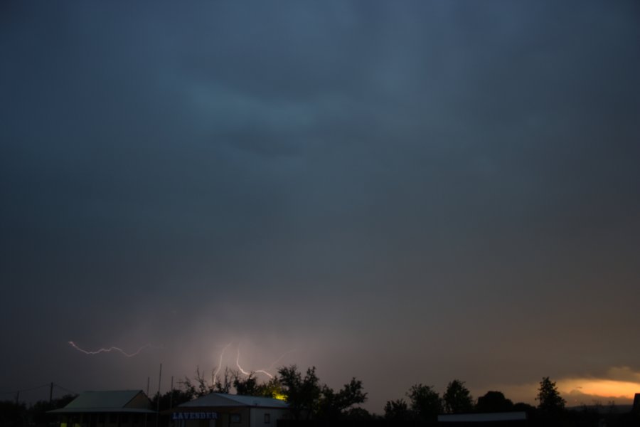 lightning lightning_bolts : Fredericksburg, Texas, USA   2 May 2007