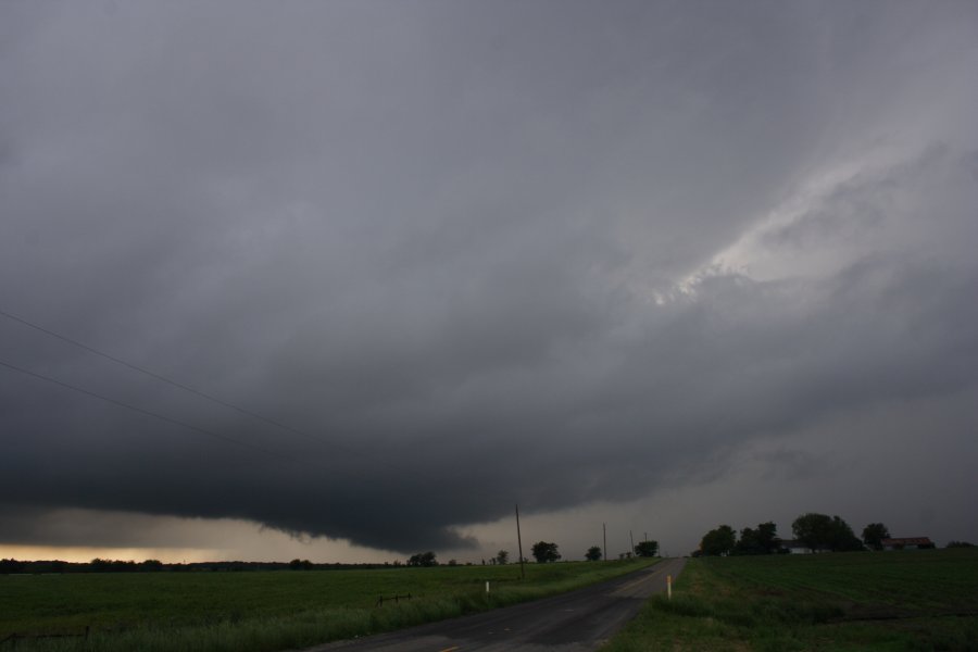 wallcloud thunderstorm_wall_cloud : Hillsboro, Texas, USA   3 May 2007