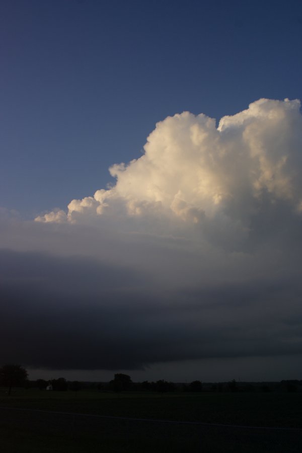 thunderstorm cumulonimbus_incus : Hillsboro, Texas, USA   3 May 2007