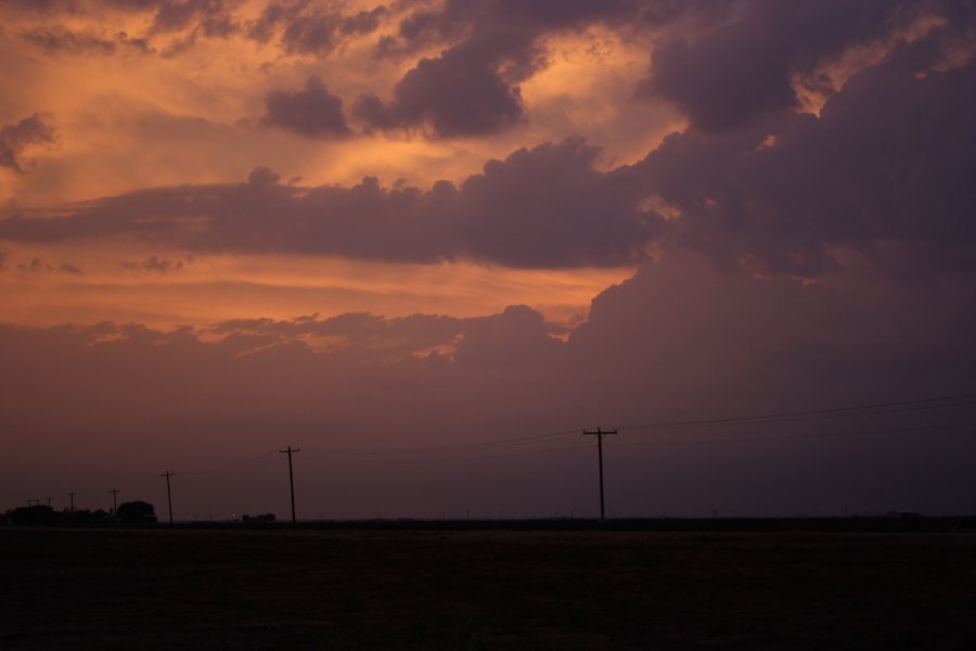 thunderstorm cumulonimbus_calvus : Altus, Oklahoma, USA   6 May 2007