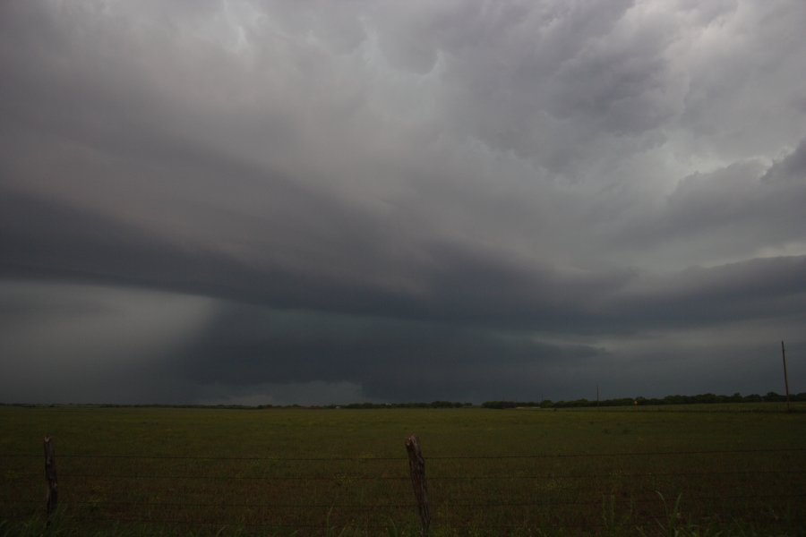 inflowband thunderstorm_inflow_band : E of Seymour, Texas, USA   8 May 2007